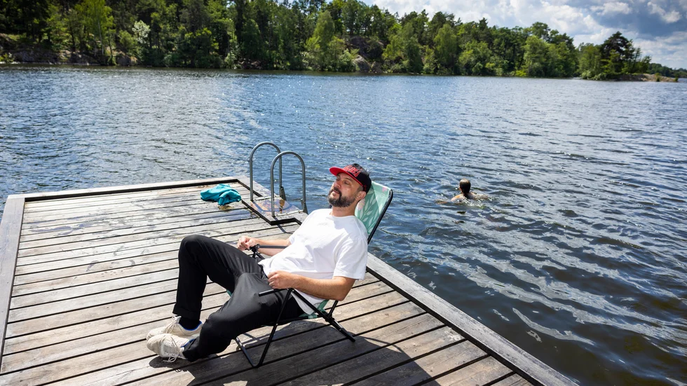 När Simon Andrén blundar och drömmer om ett smultronställe i Luleå landar han en solig sommardag på Porsöplast, alltså Porsö IP. "Då luktar det fantastiskt från konstgräset och den sommarslumriga stadsdelen tonar upp där med centrum, det är en trygghet för mig."