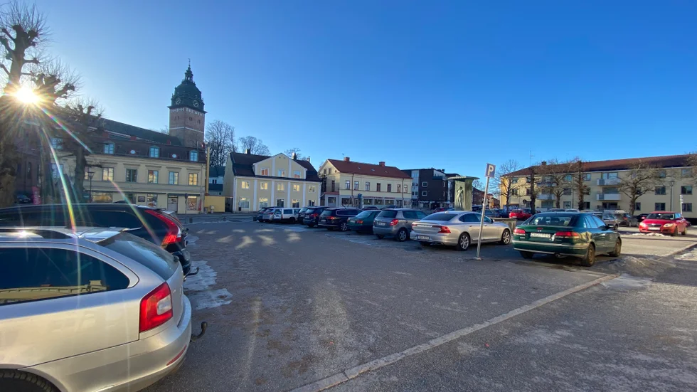 Tolv kommunbor fick godkänt för sina ansökningar om personliga registreringsskyltar under 2023.
