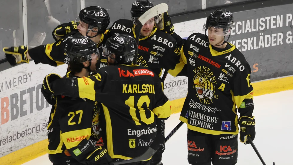 Vimmerby Hockey kan få välkommen förstärkning på backsidan inför slutspurten på säsongen.