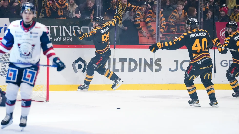 Rickard Hugg gjorde hemmalagets tredje mål i matchen efter 3.06 och då såg Skellefteå AIK ut att gå mot en promenadseger – men matchen var oavgjort efter full tid.