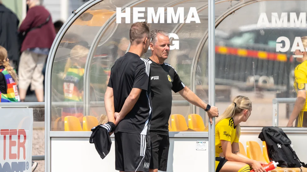 Sista matchen för säsongen väntar för VIF-damerna och Pierre Brorsson. 