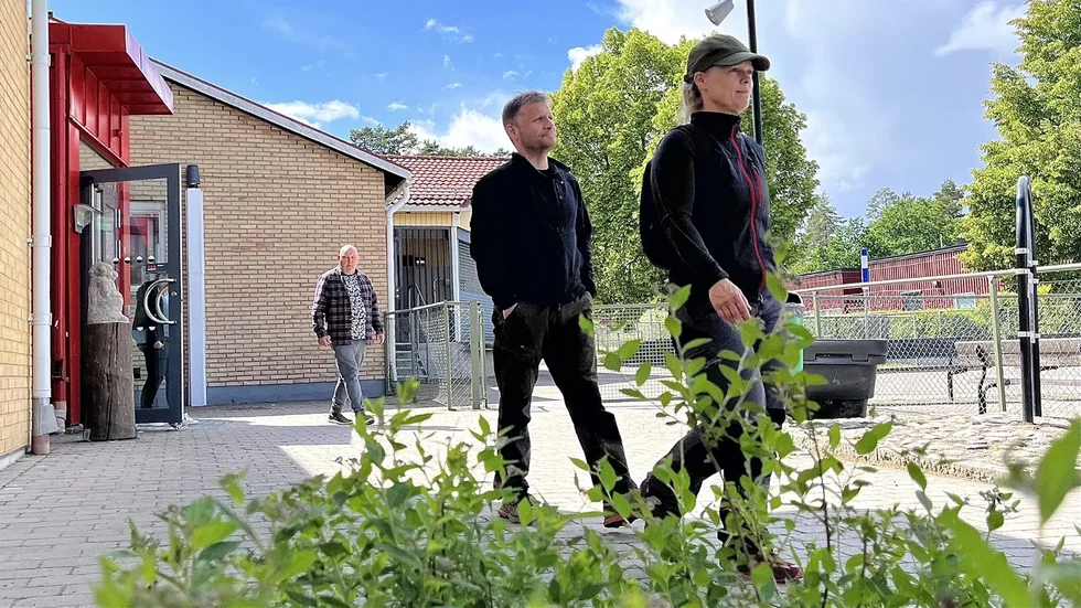 Christer och Veronica Lundstedt har precis röstat i Hjulsbroskolan.