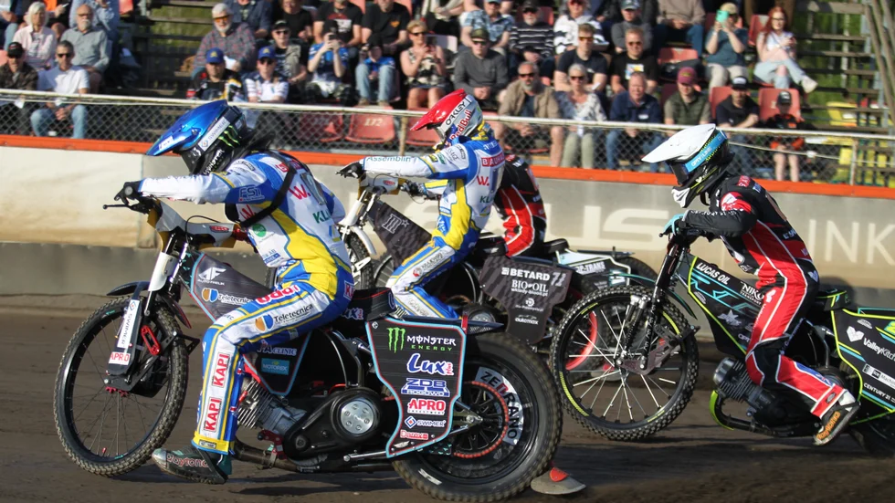 Piraternas hemmapremiär mot Smederna vanns med 50-40. På tisdagen är det dags för retur i Eskilstuna.