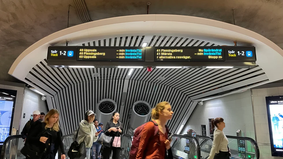 Tågtrafiken från Stockholm till Uppsala var kraftigt försenad under onsdagsmorgonen.