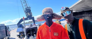 Hooja på plats i Södra hamn: "Vi har en jävla överraskning"