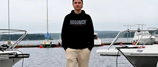 Oliver, 20, berättar om livet som stammare: "Inte mått bra”