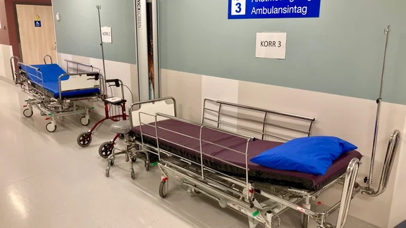 Uppgifter: Patienter vårdas tre dygn på akuten ■ "Knäckfrågan"