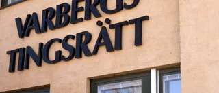 Man åtalas för sexbrott mot flickor