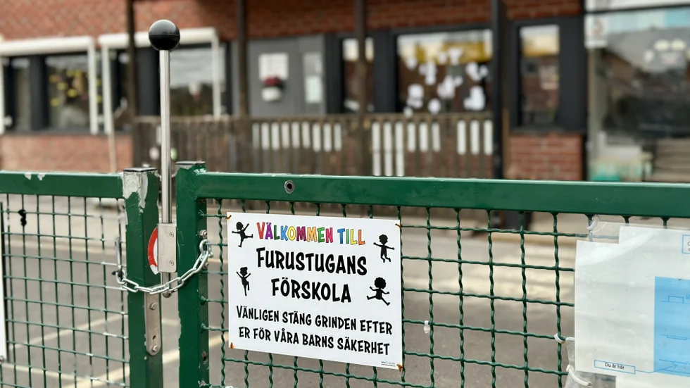Furustugans förskola i Alunda är fukt- och mögelskadad. Nu har kommunen beslutat hur evakueringen ska gå till.