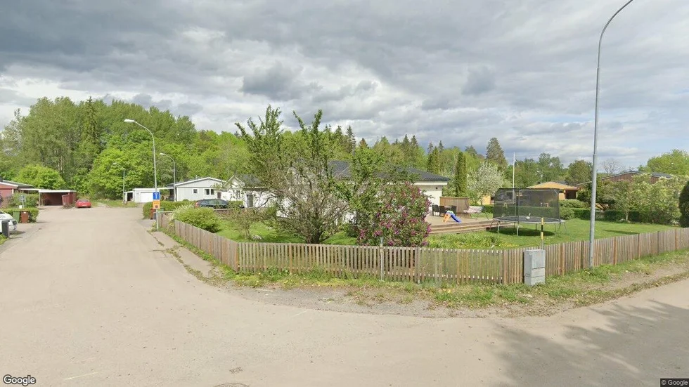 Mänstavägen 24