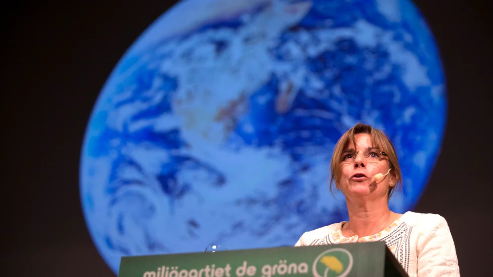 Isabella Lövin leder ett grönt parti som förlorat sin miljöpolitiska trovärdighet. Foto: Björn Larsson Rosvall/TT