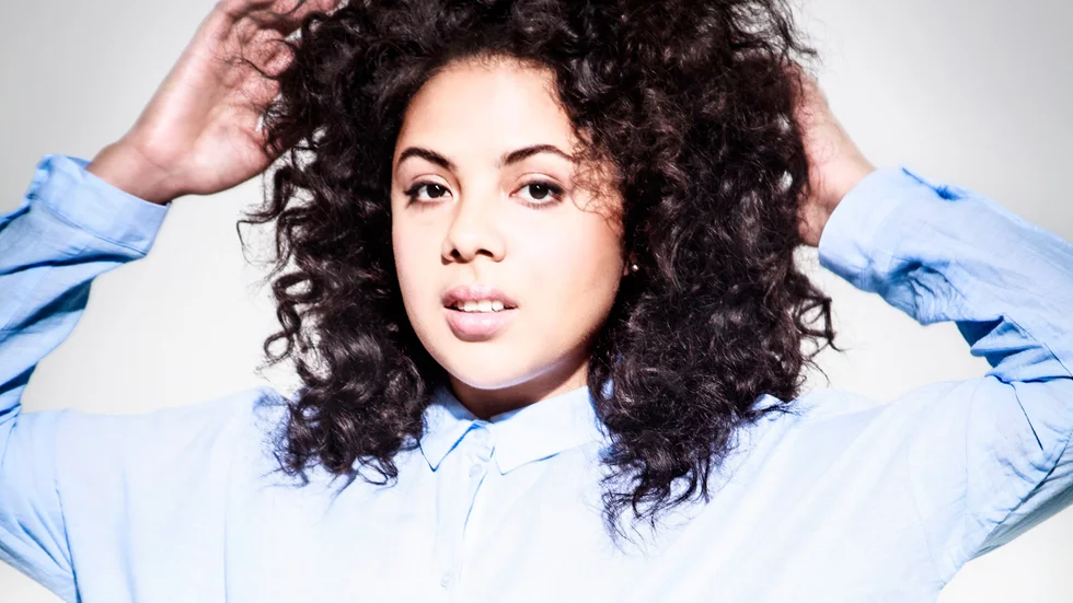 Mapei. Foto: Sony/Pressbild
