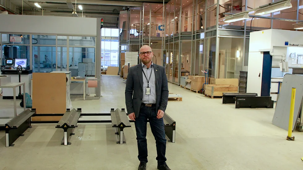 Acetecs vd, Henrik Oskarsson tror att ett ungt företag som Acetec hade lättare att ställa om till digitala möten och annat i pandemin.