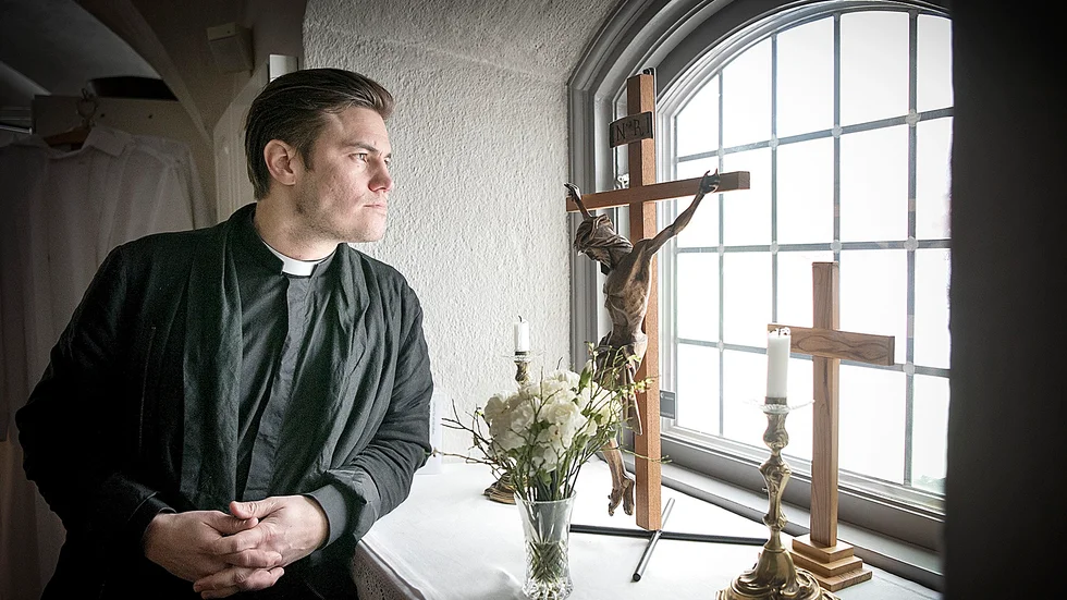 Övertygelse. Albin Avander, skolpräst i Skellefteå, menar att kärleken är huvudbudskapet i den kristna tron. Foto: Lars Eriksson.