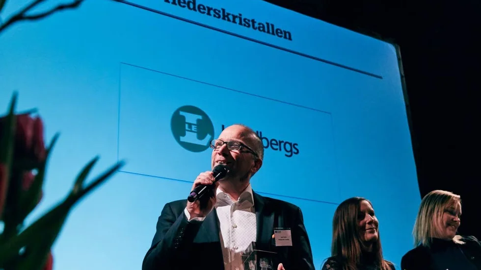 Hederskristallen. Fastighets AB LE Lundberg fick pris som togs emot av Roger Ekström 2016.