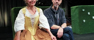 Shakespeare lockar till skratt
