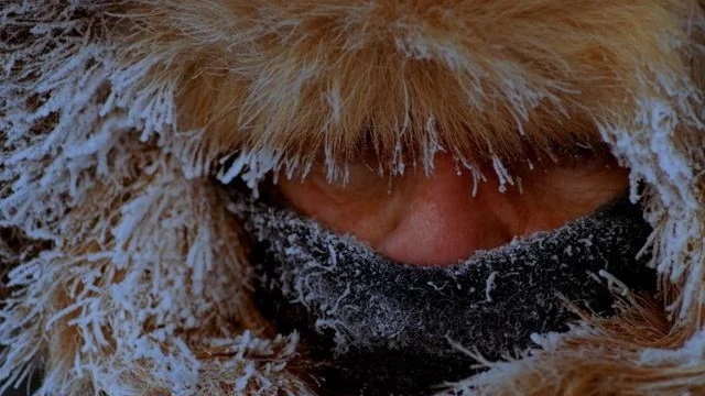 Kylan är inget problem om man bäddar in sig ordentligt. Det nordiska köldrekordet har Vuoggatjålme i Arjeplog med minus 52,6 grader från den 2 februari 1966.