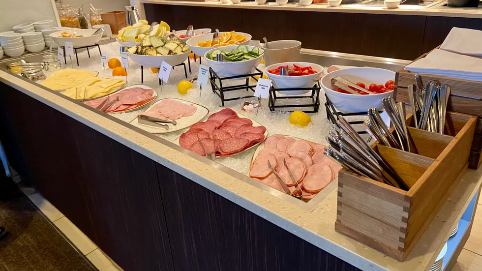 Det enda hotell som hade isbädd för delar av frukostbuffén var Quality på Storgatan. Trevligt, tycker Frukostkollen.
