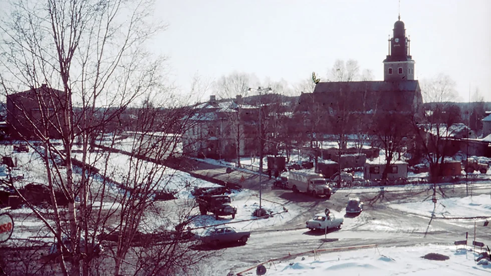 Så här såg korsningen Kanalgatan - Viktoriagatan (E4) ut 1965. Stadskyrkan syns tydligt i bakgrunden.