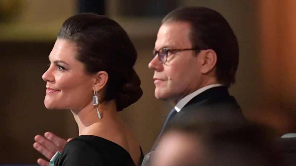 Kronprinsessan Victoria och prins Daniel under Nobelprisutdelningen på fredagskvällen.
