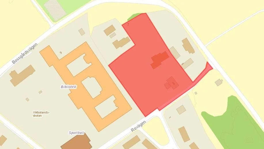 På rödmarkerat område i Östra Husby kan det bli radhus.