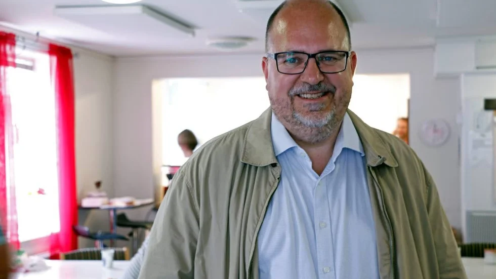 Karl Petter Thorwaldsson är ordförande för LO i Sverige.  Han och kollegor från LO varnar för vad de anser händer om M vinner valet i höst.