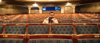 Ardalan Esmaili från Skellefteå tillhör Sveriges absoluta teaterelit