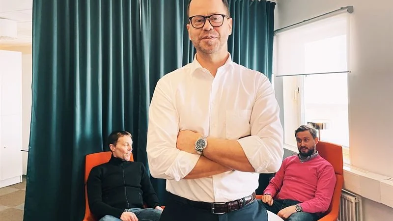 "Efter över 20 år på Atea i olika ledarroller inom sälj och marknad, känns det riktigt spännande att få möjligheten att axla rollen både som delägare och vd i Cloudspin", säger Hans Lindkvist-Bodlund.