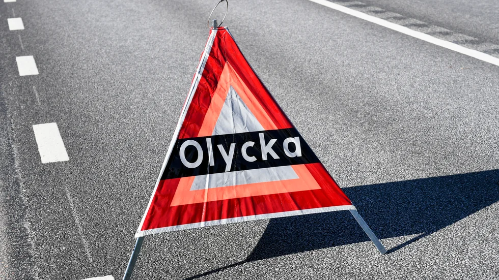 En singelolycka inträffade på Vaksalagatan i Uppsala under fredagskvällen.