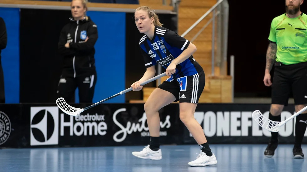 Sirius landslagsspelare fick ingen rolig återkomst till gamla hemmaarenan i Umeå. 