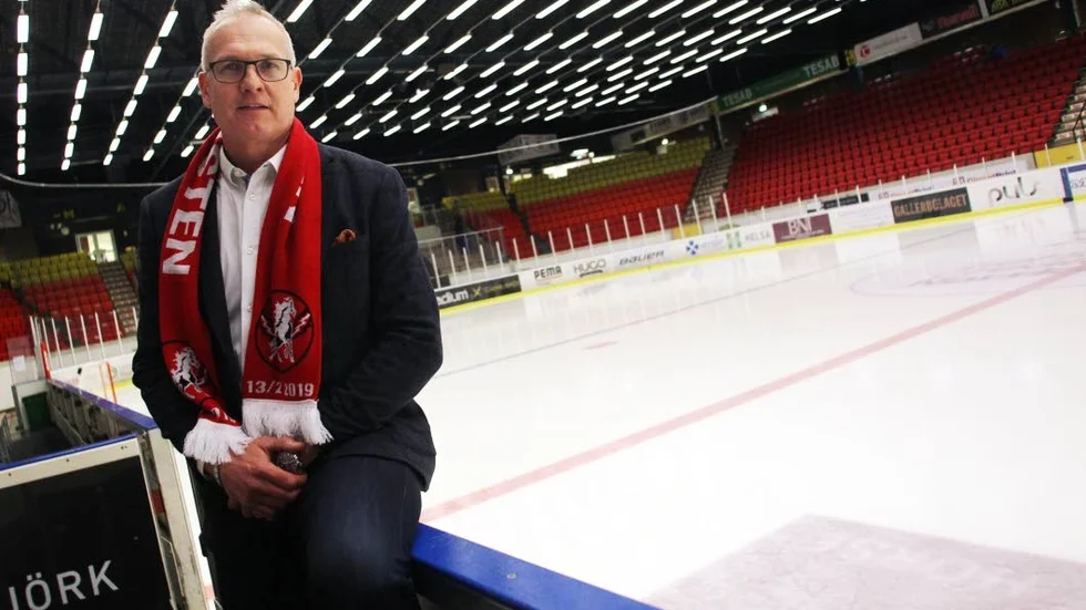 Vita Hästens valberedning föreslår att hela den sittande styrelsen ska få fortsatt förtroende.