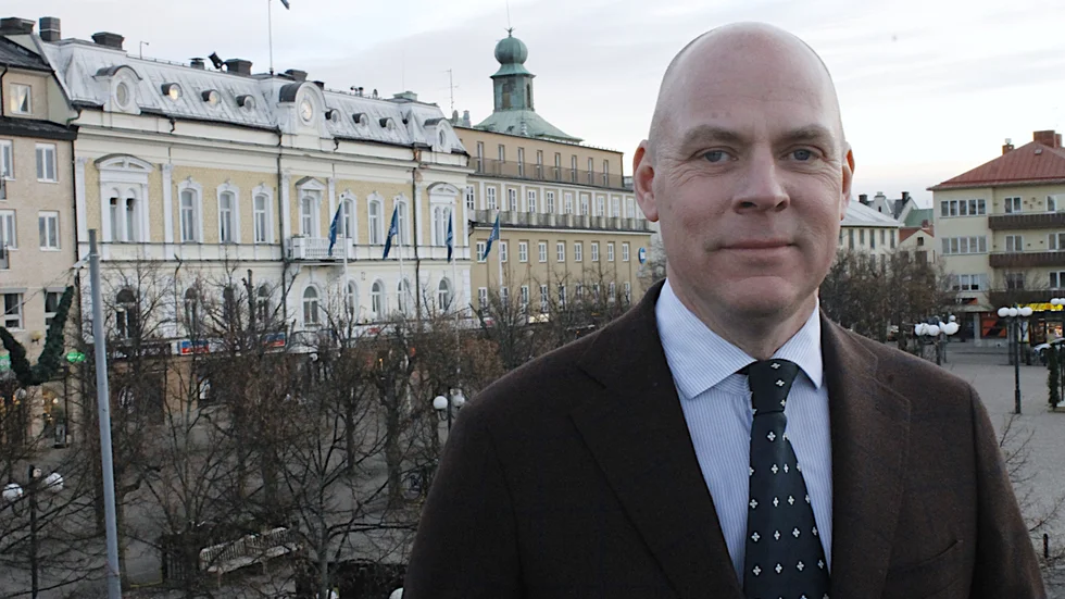 Via Point Properties äger nu Fastator nära en tredjedel av byggnaderna runt Stora torget i Motala. Men förutom den stundande ombyggnaden av Gallerian finns ännu inga konkreta planer för innehavet, enligt vd Knut Pousette.