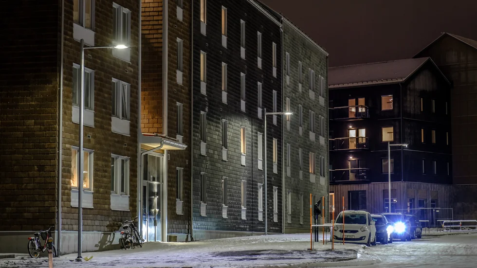 En tredjedel av lägenheterna har parkeringsplats i fastigheten.
