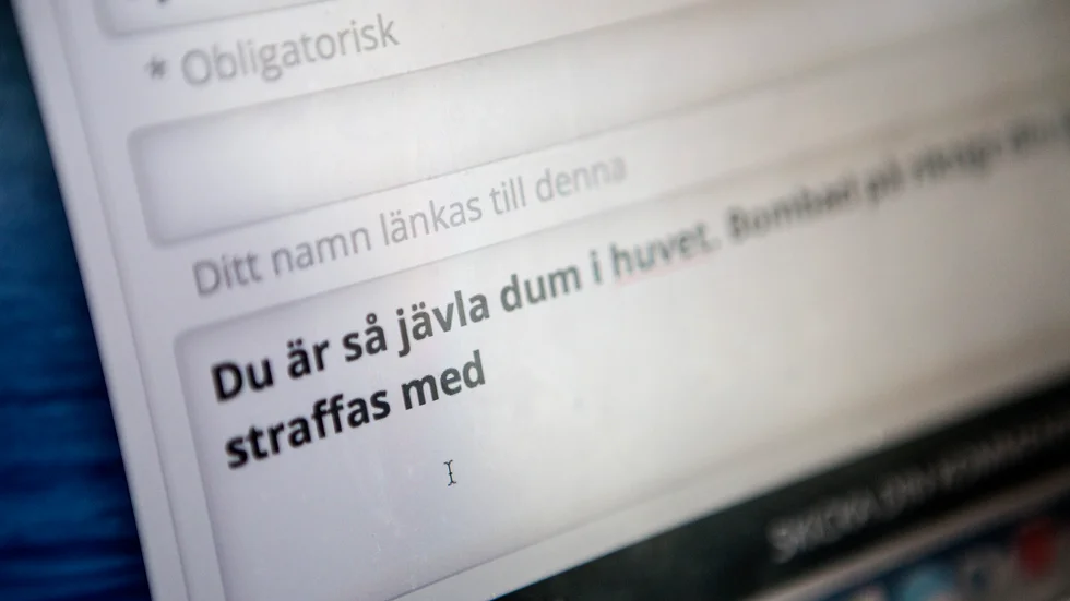 
Hot och hat på nätet.