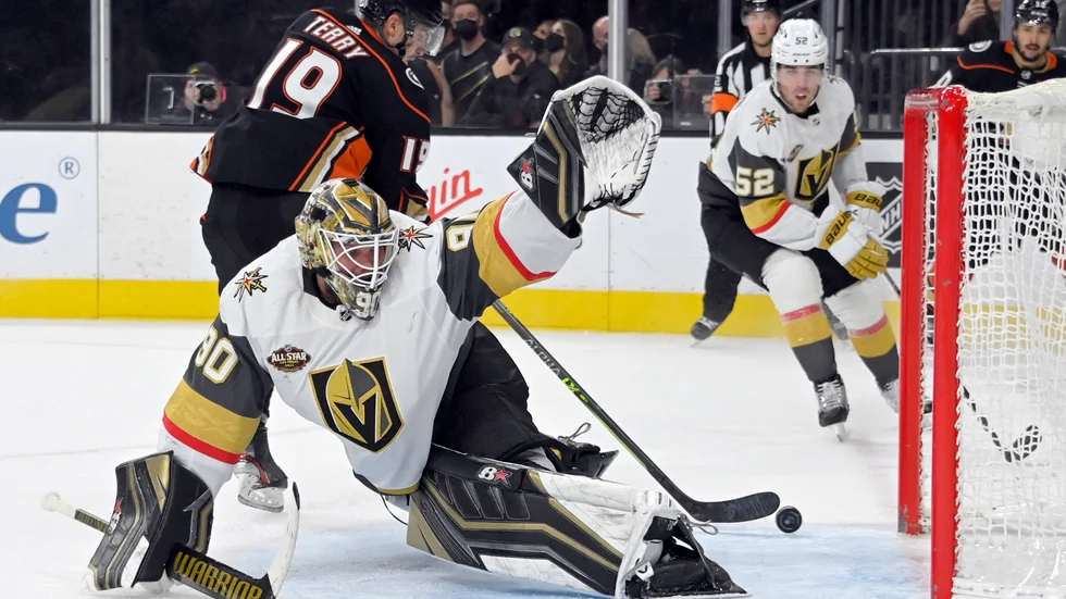 Vegas Robin Lehner gjorde 34 räddningar i nattens match mot Anaheim.
