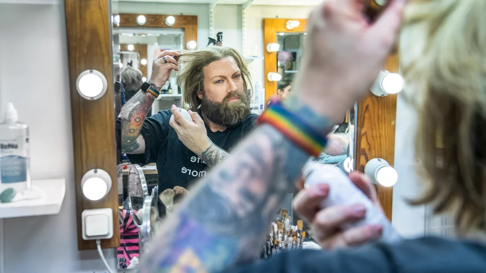 Rickard Söderberg kommer till Hällestad i november för att båda sjunga och prata.