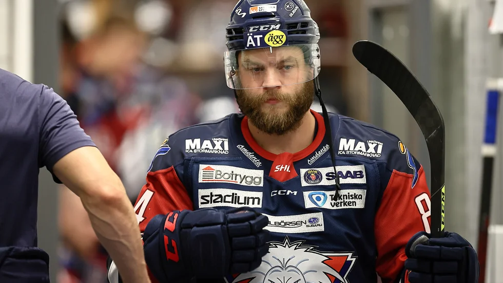 Jimmy Andersson tar på sig LHC-tröjan igen efter lyckade gästspelet i Hästen.