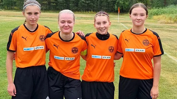 Inez Renling, Julia Granström, Agnes Harnesk och Lova Jakobsson gjorde målen för Fromheden.