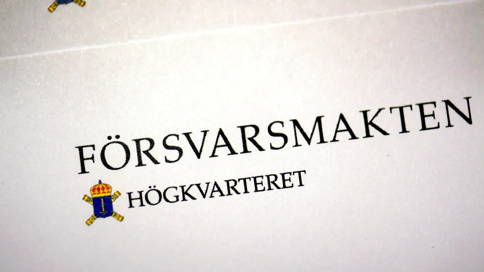 En officer i Skåne får löneavdrag för att ha sovit i en av försvarets bilar, efter en festkväll, på totalförsvarets dag när det var visning för allmänheten. Arkivbild.