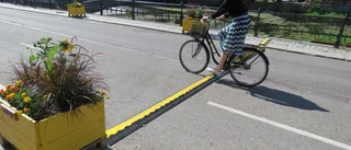 Cyklister larmar: Farligt hinder på sommargatan