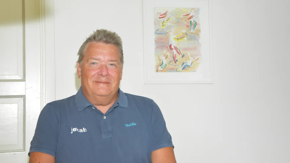 "Jag vill gärna att det ska vara tegel på sådana här hus som vi bygger. Det underhållsfritt och hållbart. Långsiktigt blir det kostnadseffektivt", säger Janne Samuelsson, Jekab.