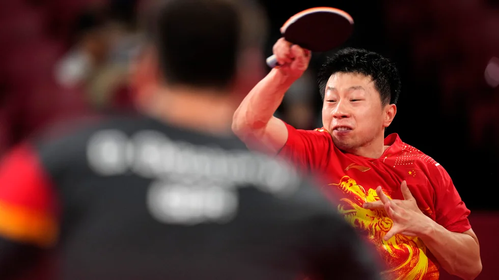 Ma Long i semifinalen mot tyske Dimitrij Ovtcharov.