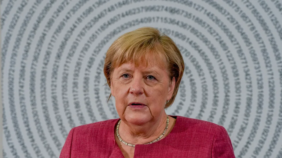Tysklands avgående förbundskansler Angela Merkel säger att hon är "flexibel" med att inte veta vilken som blir hennes sista dag på jobbet. Arkivbild.