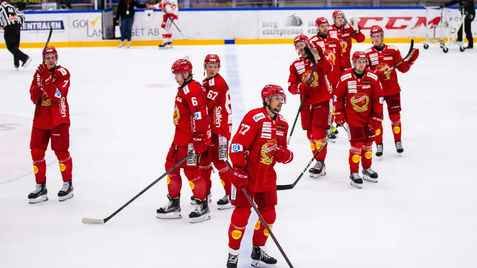 Almtunajubel i den tidigare match.