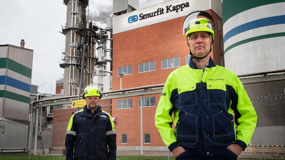 Peder Ögren och Per Swärd är redo för det stora fabriksstoppet på Smurfit Kappa som startar i helgen. De flesta åtgärderna färdigställs under vecka 21, men vissa projekt pågår även under helgen och början av vecka 22 fram till 2 juni.
