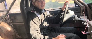 15-årige Emil lärde sig köra bil genom dataspel – debuterade i folkracetävling