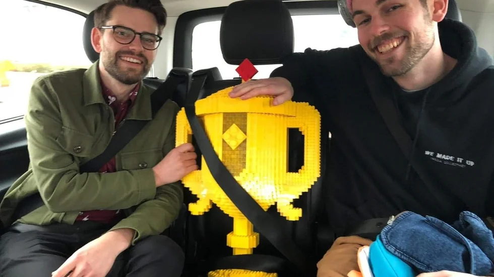 Felix Ternman, 27 och Vidar Olsson, 21 vann Lego Masters.