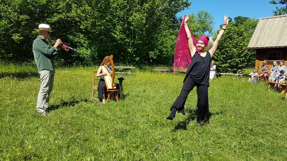 Towan Obrador dansar