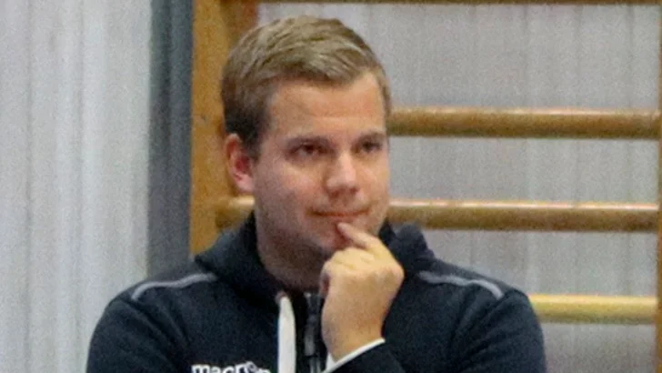 När SM-slutspelet drar igång väntar Habo för Lukas Karlsson och hans VVK.