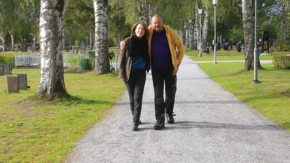 Louise Magnusson och Rolf Berggren var goda arbetskamrater och kom bra överens. Det blev ett kärt återseende om än situationen är svår. Louise har också skrivit till kyrkorådet om behandlingen av Rolf.